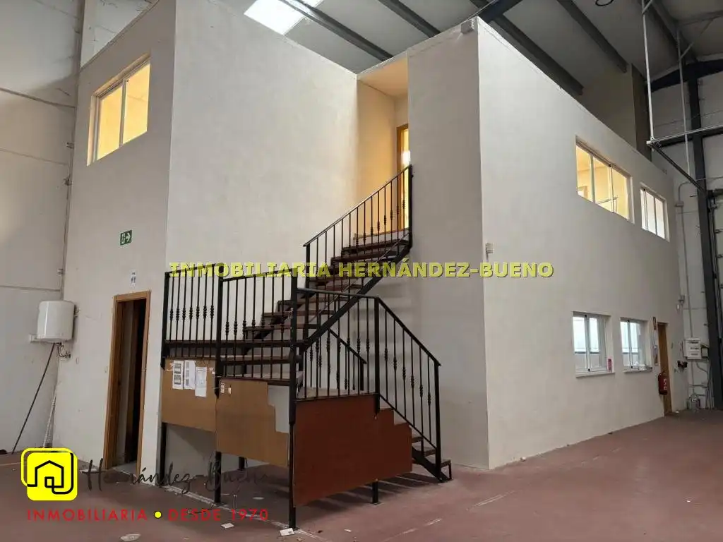 Nave industrial de alquiler en Carbajosa de la Sagrada