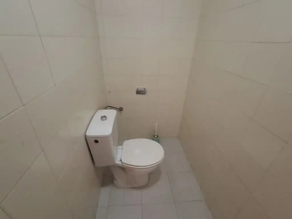 Bathroom of Commercial properties for rent in La Roda  with Air Conditioner