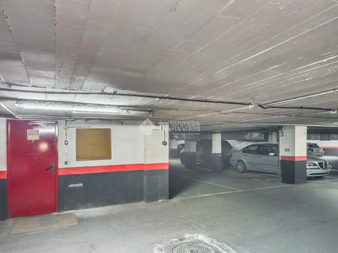 Einzelparkplatz mit Aufzug zum Verkauf in Chamberí, imagen 3