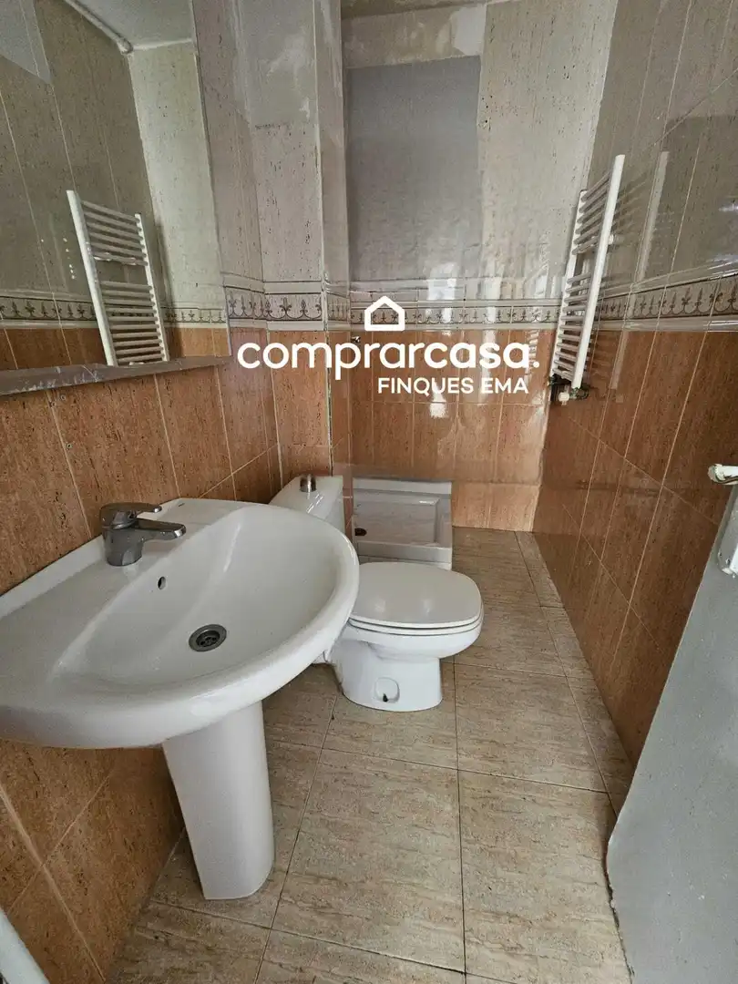 Baño de Piso en venta en Sabadell