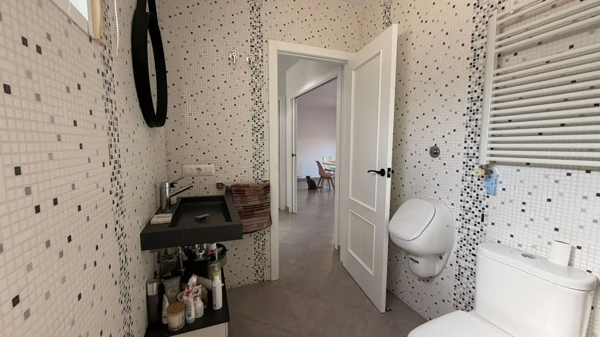 Badezimmer von Einfamilien-Reihenhaus zum Verkauf in Villanueva de Castellón mit Klimaanlage und Abstellraum