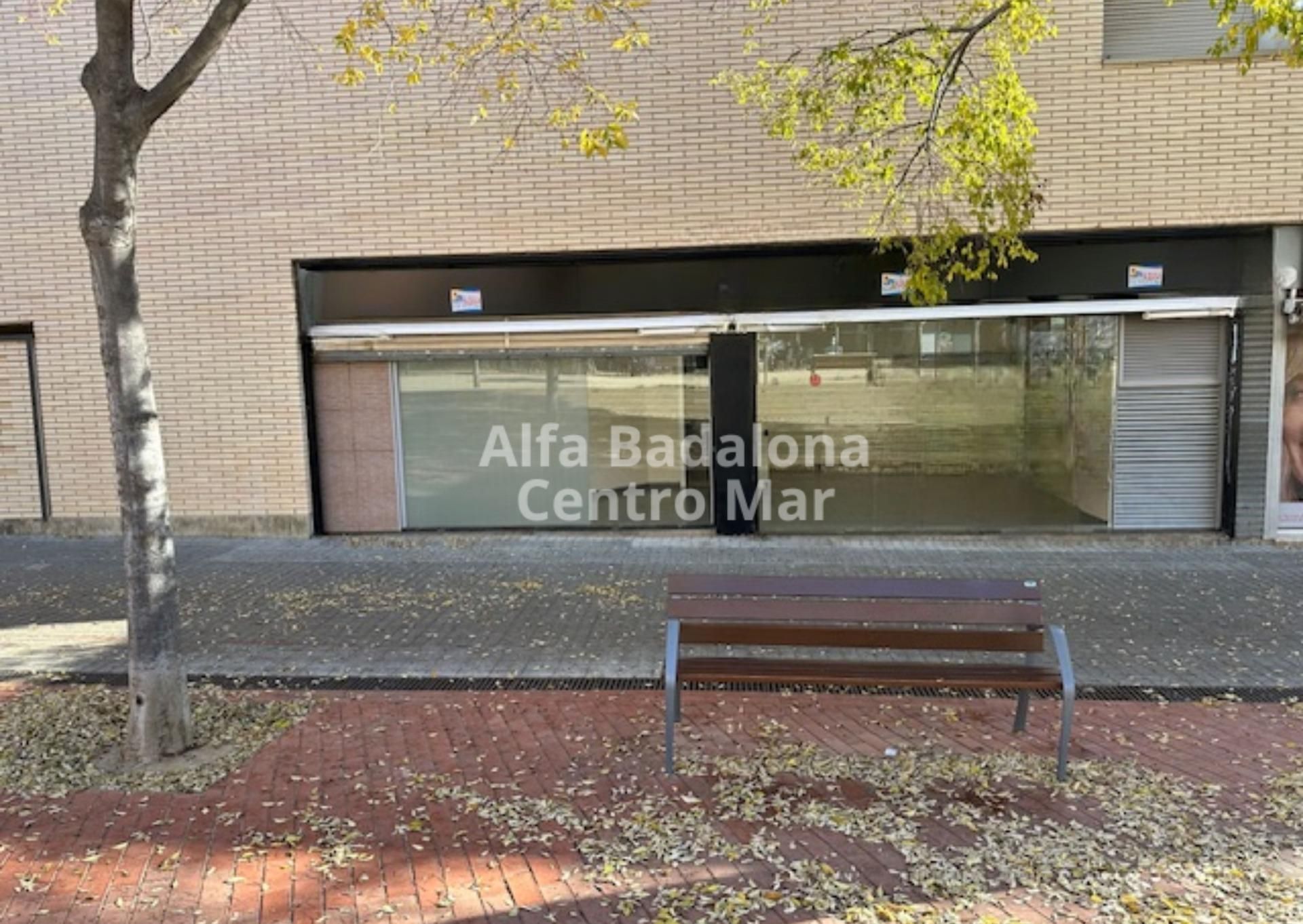 Exterior view of Premises to rent in  Barcelona Capital  with Air Conditioner