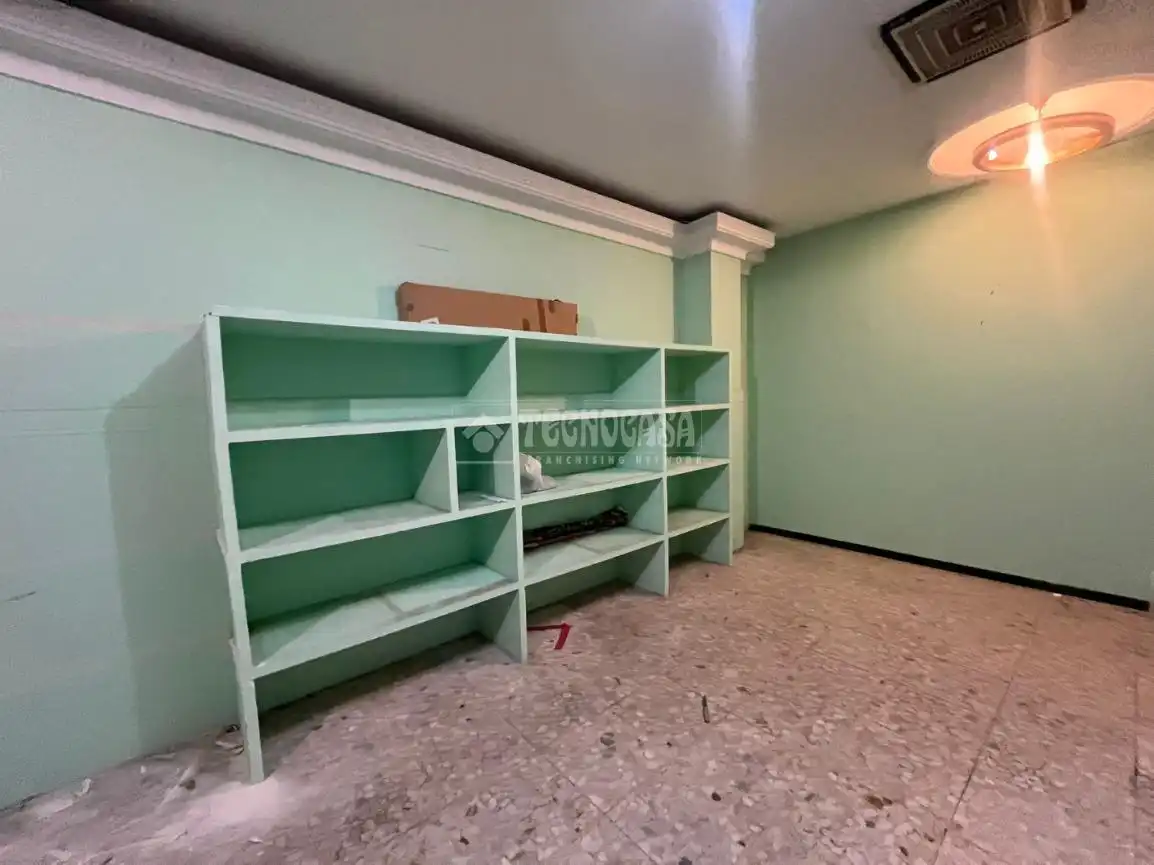Local comercial de lloguer a Núcleo urbano, imagen 12