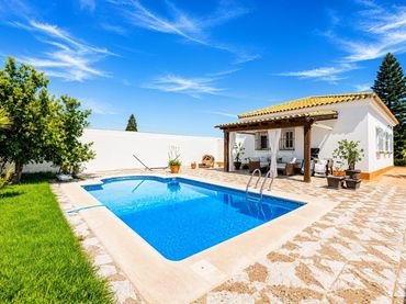 Xalet amb piscina en venda a Los Gallos