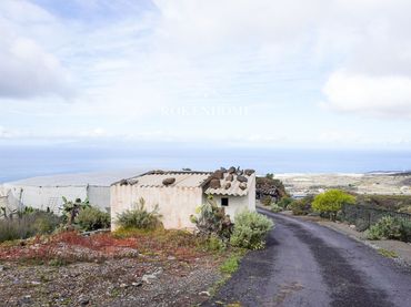Terreny rústic en venda a Piedra Hincada