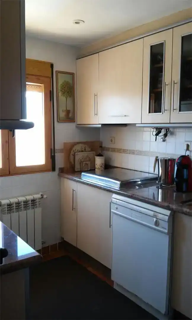 Cuina de Casa o xalet en venda en Segura de la Sierra amb Balcó