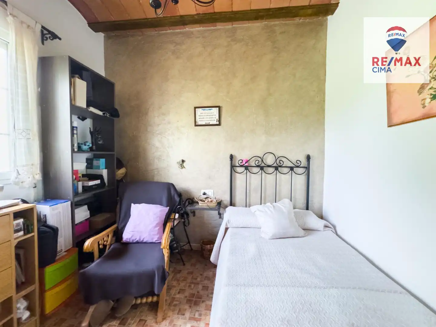 Dormitori de Casa o xalet en venda en Pozo Alcón amb Aire condicionat, Calefacció i Jardí privat