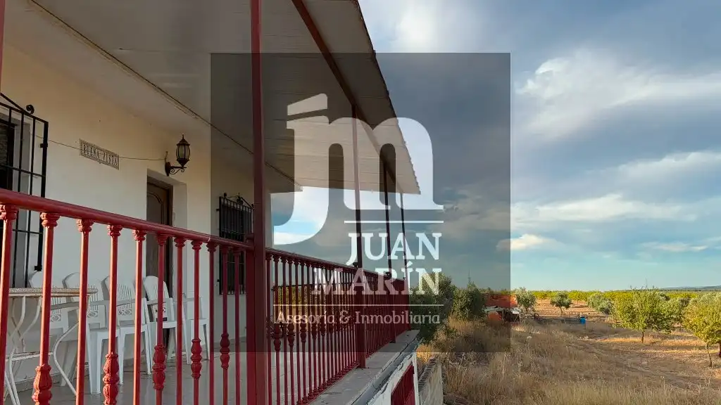 Finca rústica en venta en Peñas de San Pedro con Calefacción, Jardín privado y Amueblado
