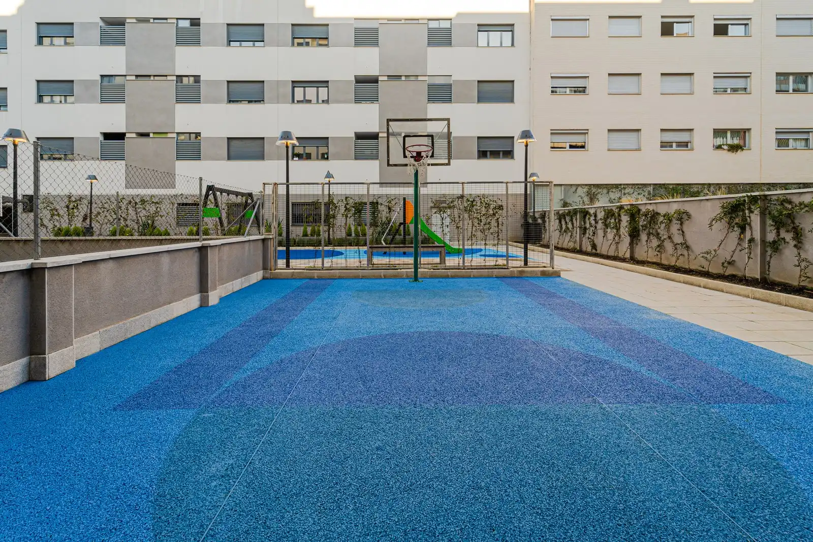Swimming pool of Flat for sale in Móstoles  with Storage room