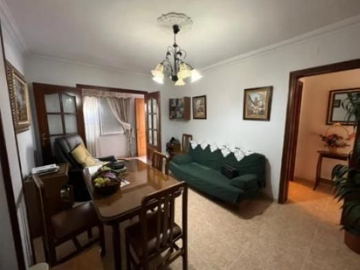Sala d'estar de Casa o xalet en venda en Utrera