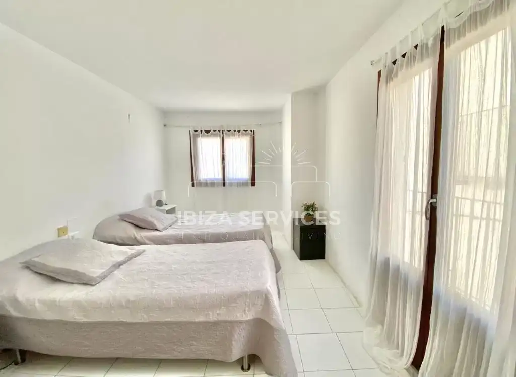 Bedroom of Flat for sale in Eivissa  with Air Conditioner