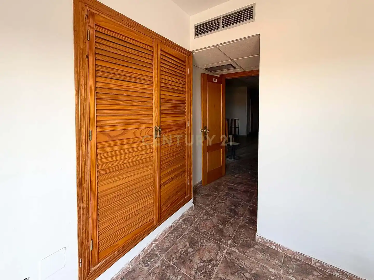 Local commercial à vendre à C8G2+P5 Aliseda, Spain, imagen 27