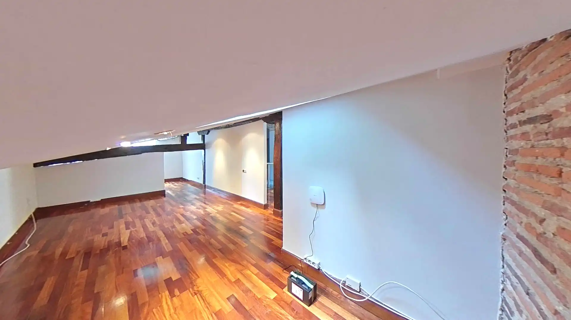 Piso en venta en Castro-Urdiales con Parquet