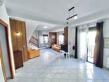 Maisonette mit Balkon zum Verkauf in Carrer Frare Lluís Amigó