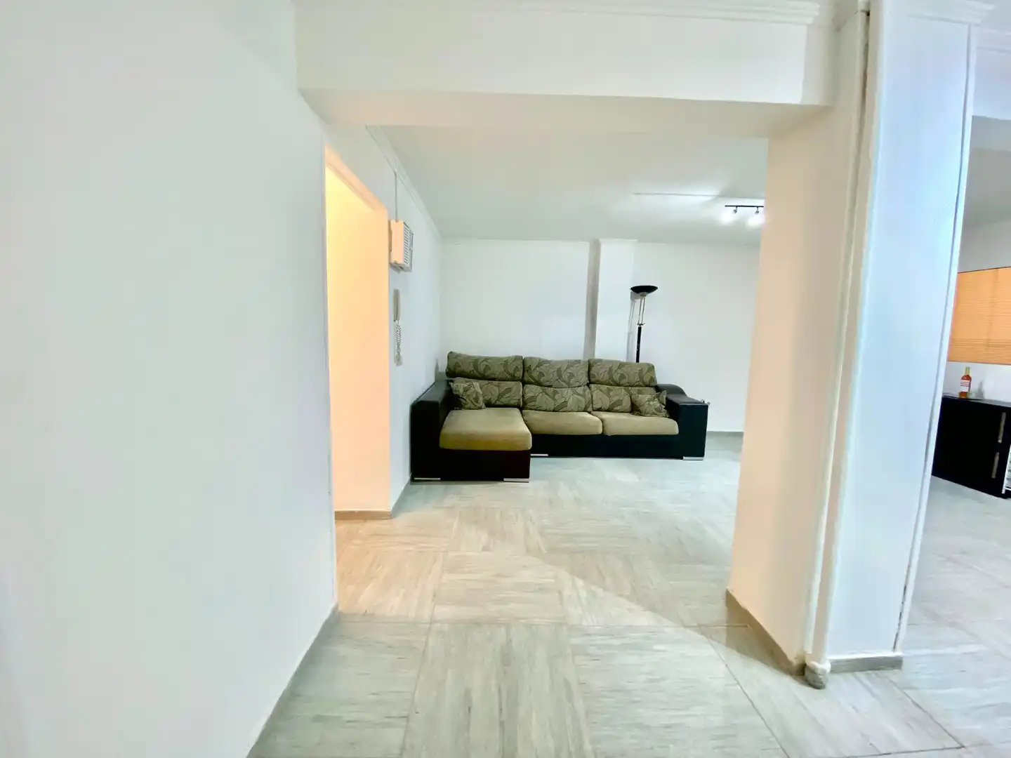 Wohnungen zum Verkauf in Alicante / Alacant mit Klimaanlage und Fernseher