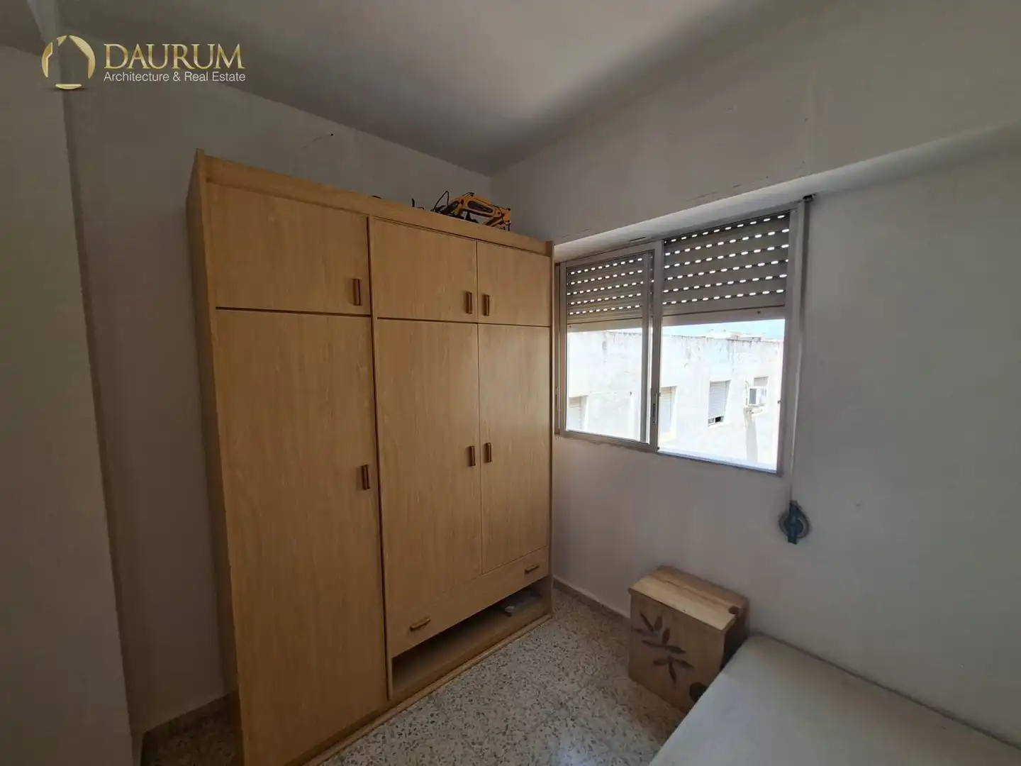 Schlafzimmer von Dachboden zum Verkauf in Alicante / Alacant mit Klimaanlage, Abstellraum und Möbliert