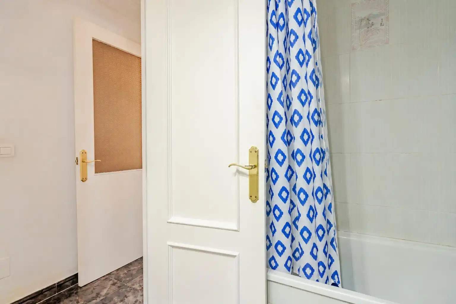 Baño de Apartamento en venta en Estepona con Aire acondicionado, Calefacción y Terraza