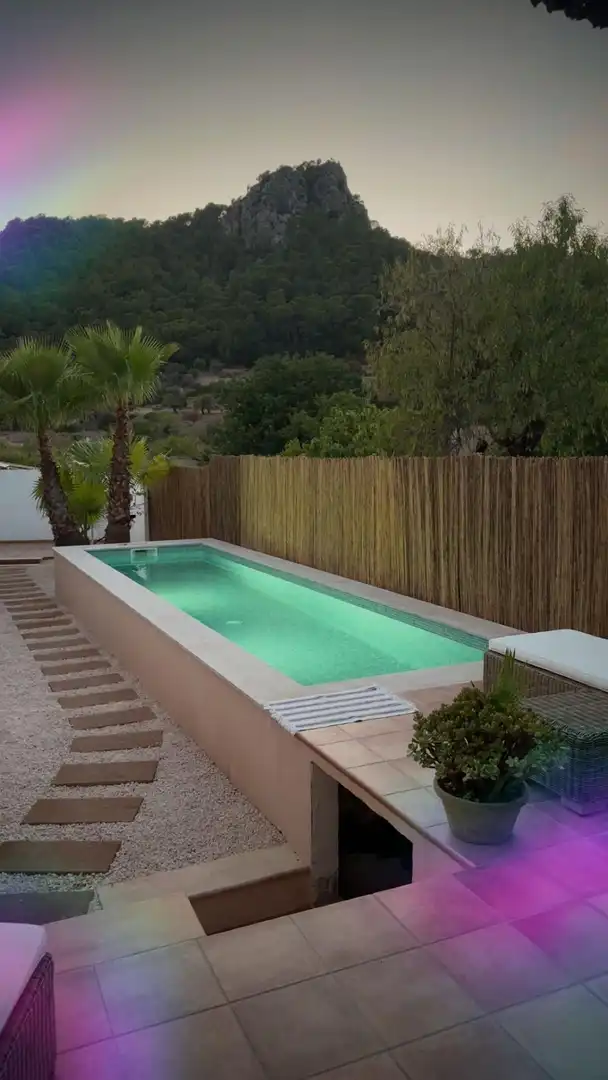 Piscina de Casa adosada de alquiler en Andratx con Aire acondicionado, Jardín privado y Terraza