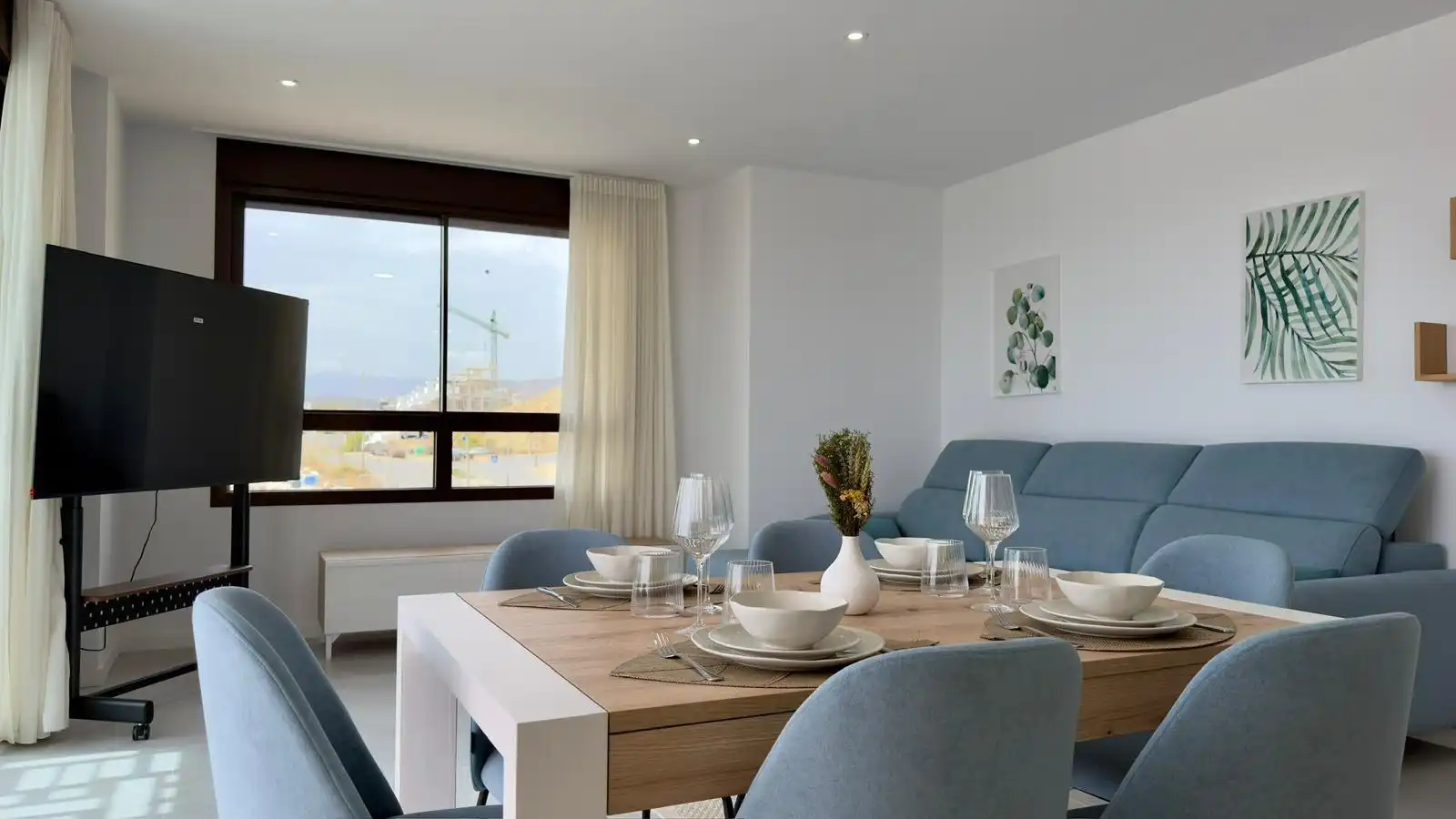 Menjador de Apartament de lloguer en Finestrat amb Aire condicionat, Jardí privat i Terrassa