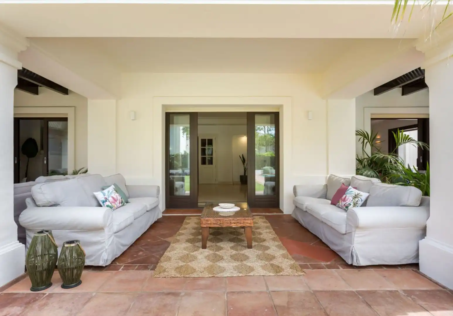 Sala d'estar de Casa o xalet de lloguer en Marbella amb Aire condicionat, Terrassa i Piscina