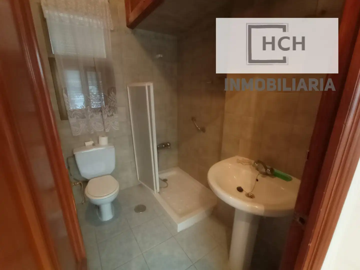 Baño de Casa o chalet en venta en La Puebla de Montalbán con Calefacción, Jardín privado y Trastero