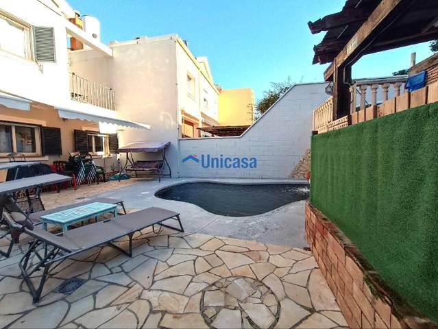 Casa adosada en Venta en Los Almendros - El Limonero - El Tomillar