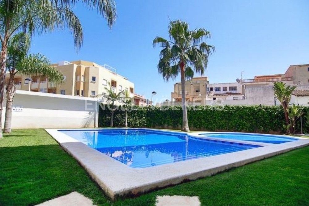 Piscina de Apartament en venda en Ondara amb Aire condicionat, Calefacció i Jardí privat