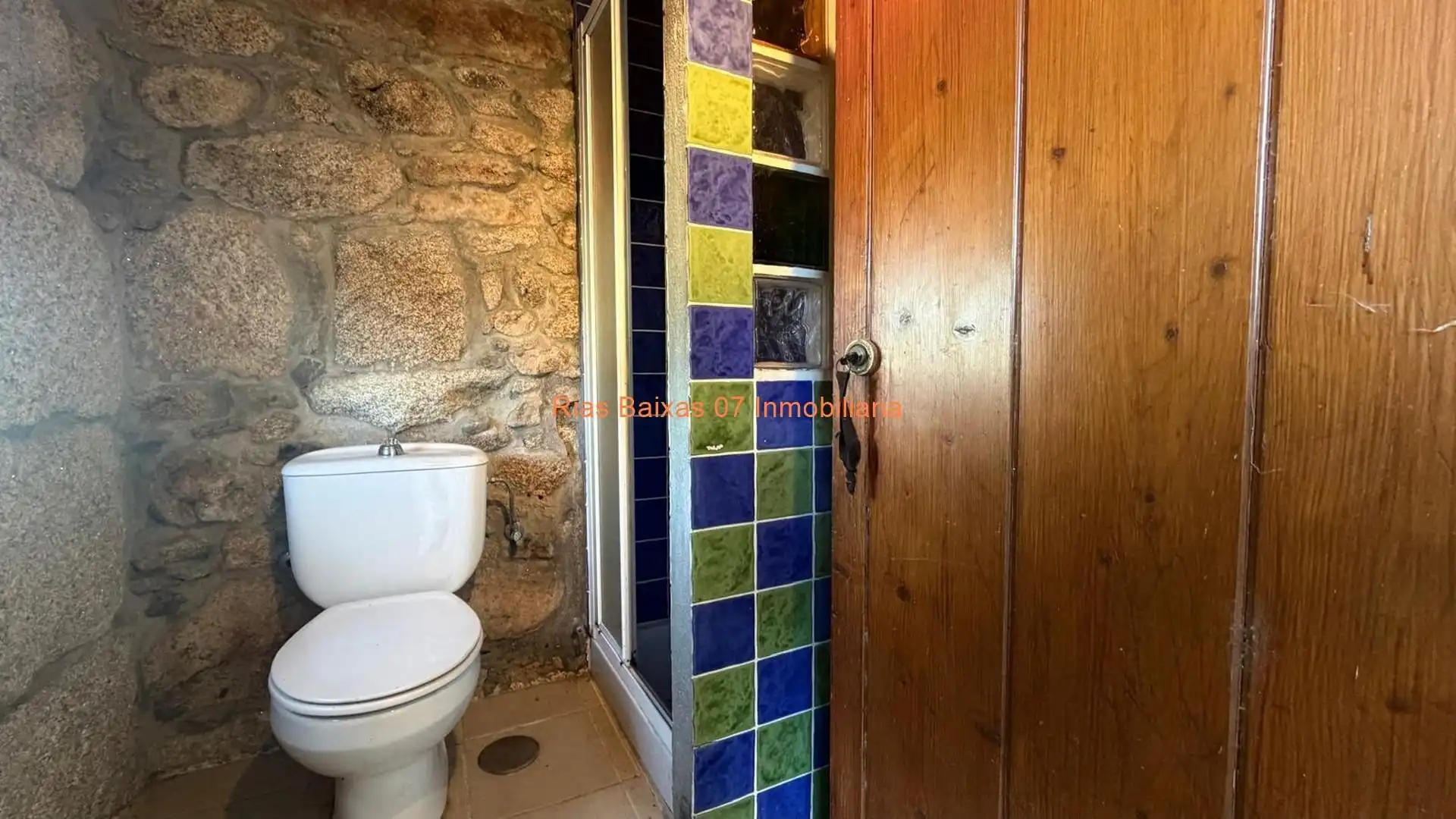 Baño de Casa o chalet en venta en Tui con Calefacción, Jardín privado y Terraza