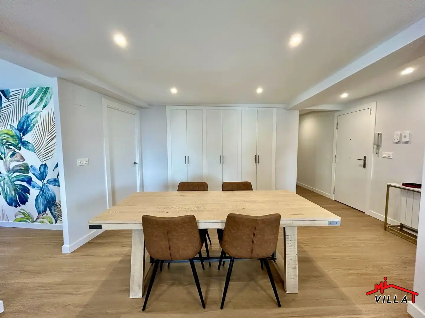 Dining room of Flat for sale in Laredo  with Heating, Parquet flooring and Balcony