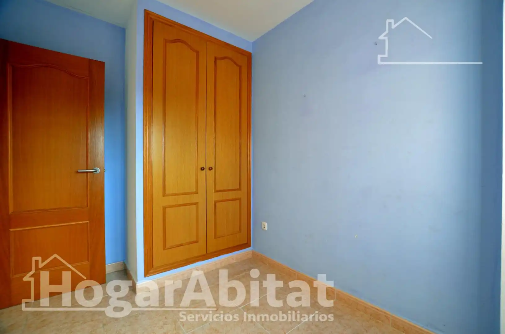 Dormitori de Apartament en venda en Tavernes de la Valldigna amb Terrassa, Traster i Balcó