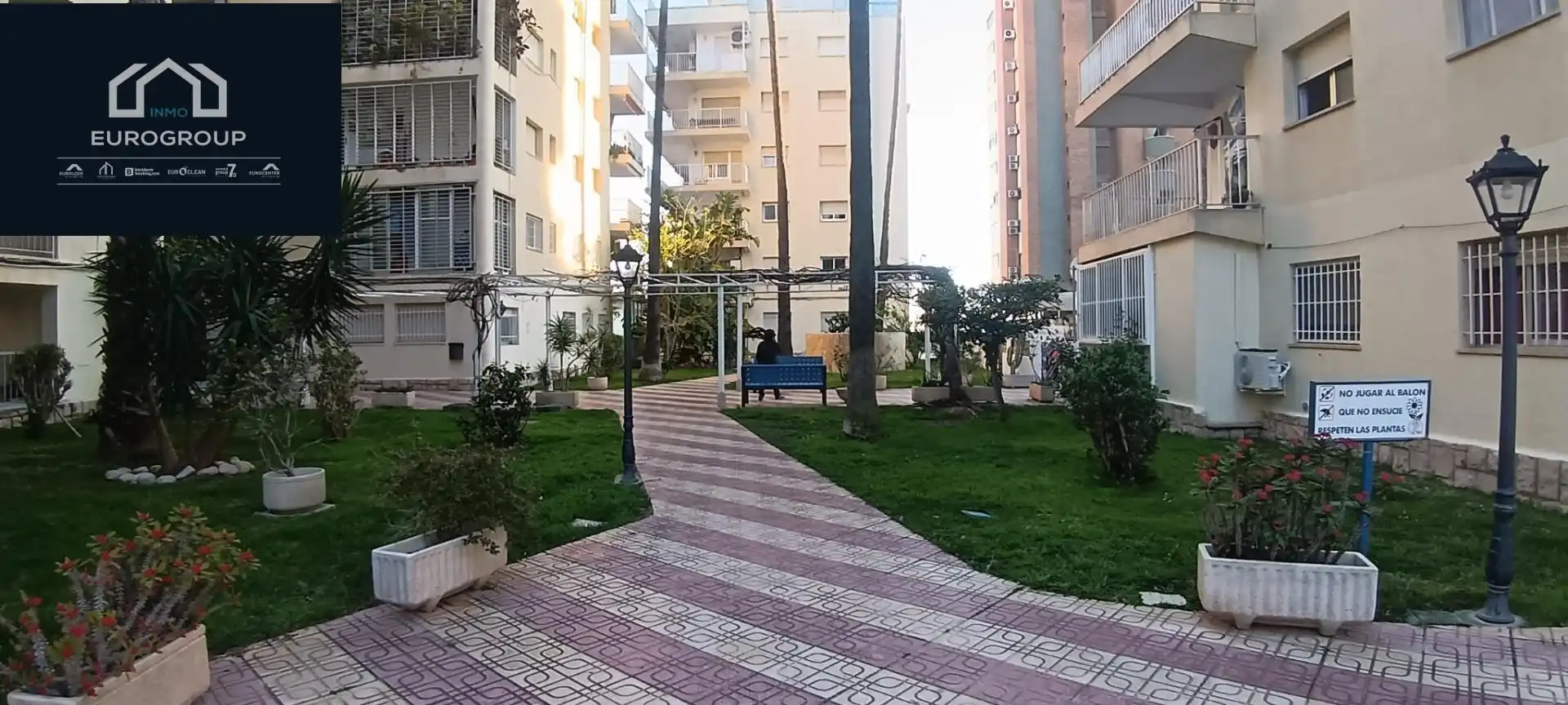 Vista exterior de Àtic en venda en Benidorm amb Aire condicionat i Terrassa