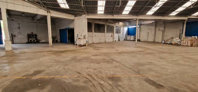 Nave industrial en Alquiler en Carrer Sardenya en Santa Perpètua de Mogoda