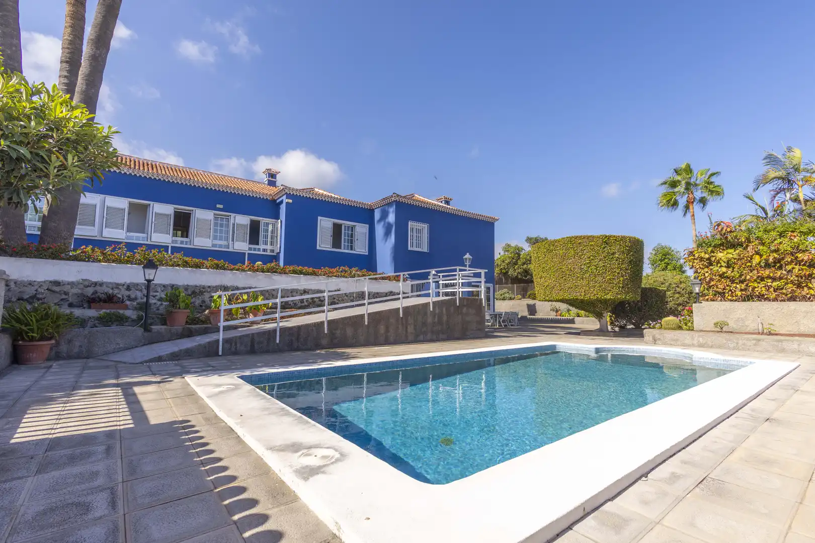 Piscina de Casa o xalet en venda en Puerto de la Cruz amb Jardí privat, Terrassa i Traster