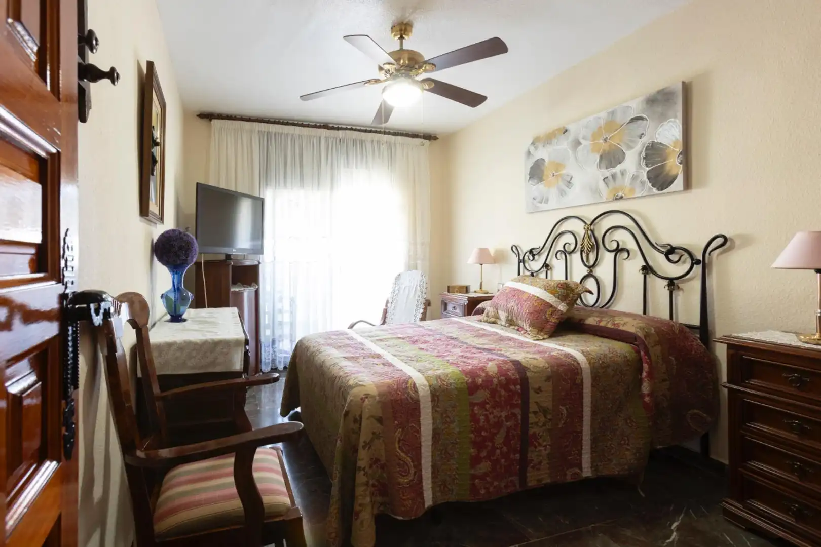 Schlafzimmer von Wohnung zum Verkauf in Almuñécar mit Klimaanlage, Privatgarten und Terrasse