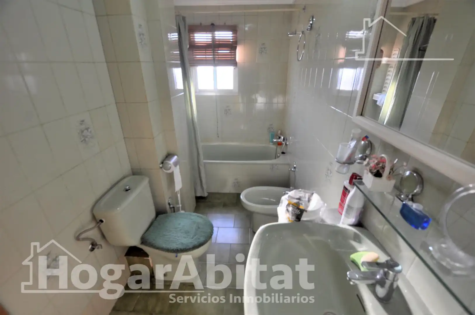 Baño de Piso en venta en Valencia con Aire acondicionado, Calefacción y Balcón