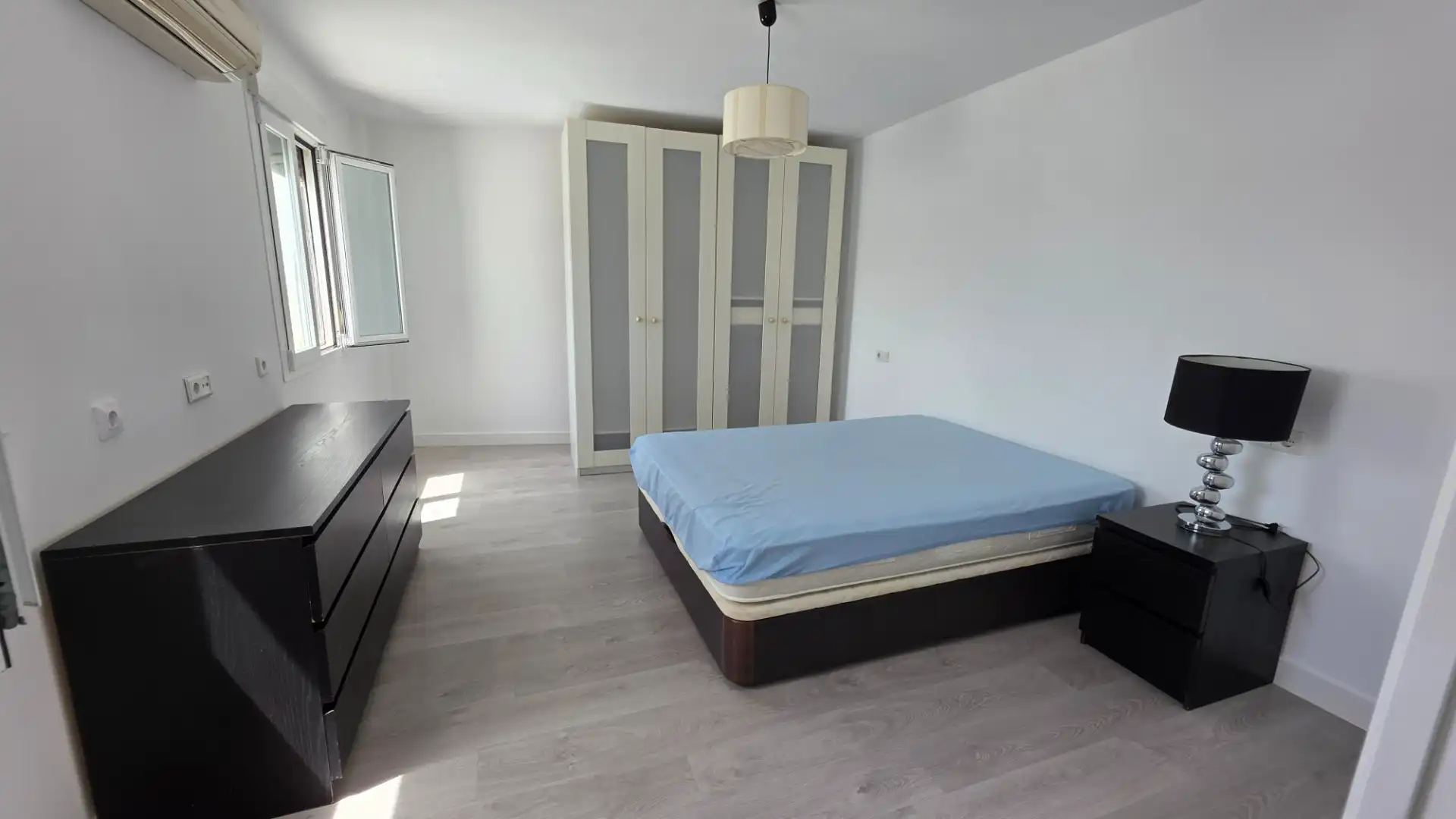 Bedroom of Flat for rent in El Puerto de Santa María  with Air Conditioner, Furnished and Oven