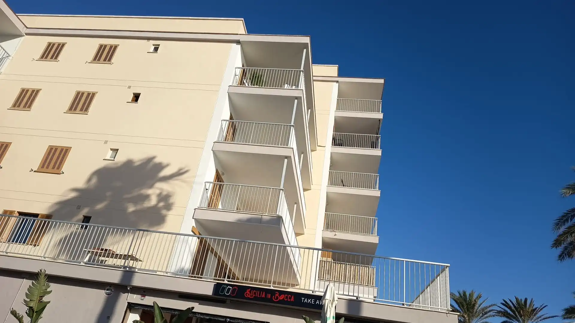 Vista exterior de Piso de alquiler en  Palma de Mallorca con Aire acondicionado, Terraza y Amueblado
