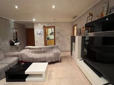 Piso con ascensor en venta en Calle BASCULA