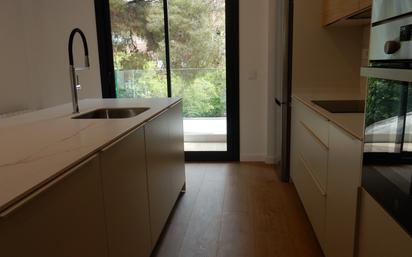 Kitchen of Flat for sale in Rubí  with Air Conditioner, Heating and Oven