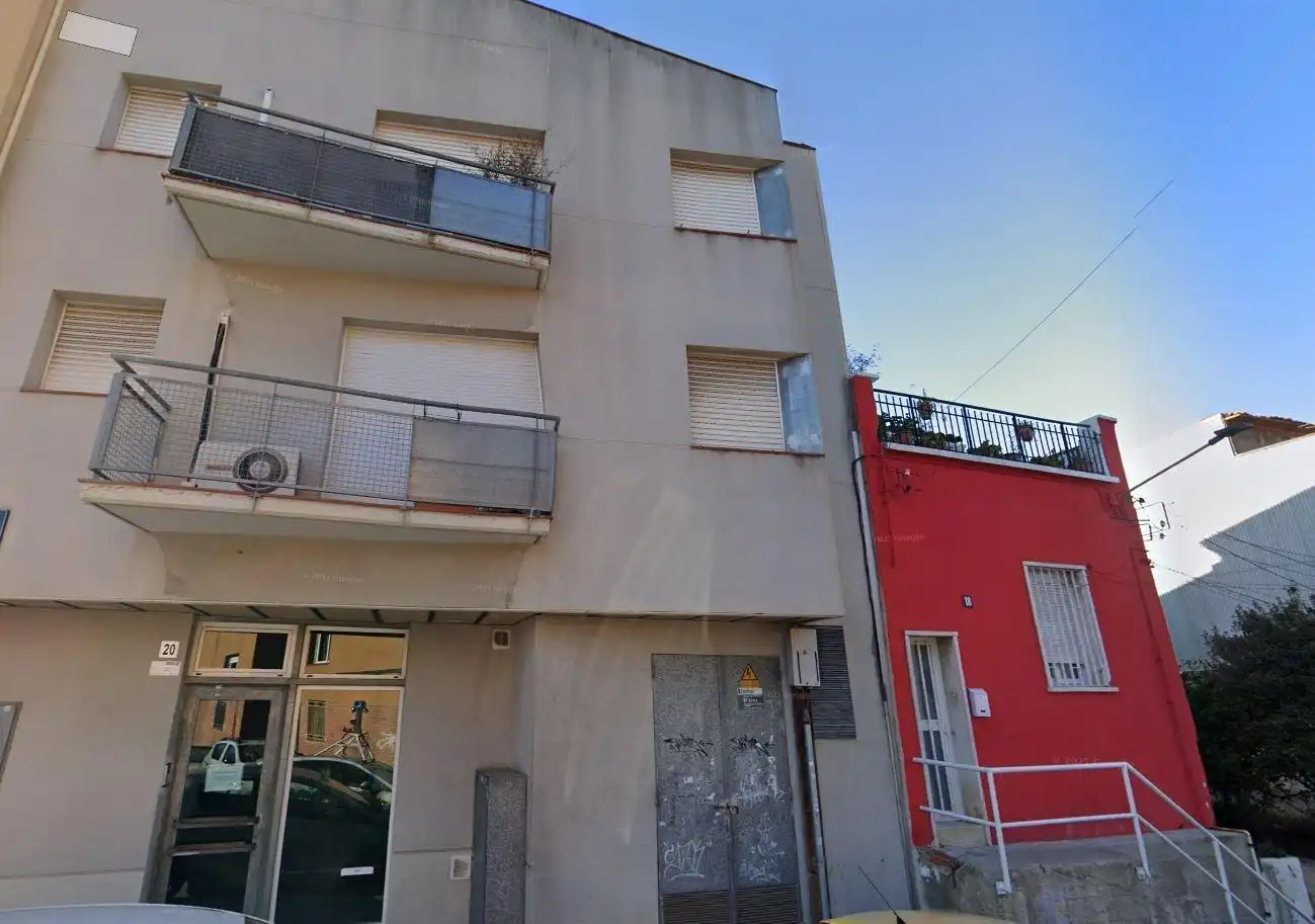 Vista exterior de Pis en venda en Terrassa amb Traster i Balcó