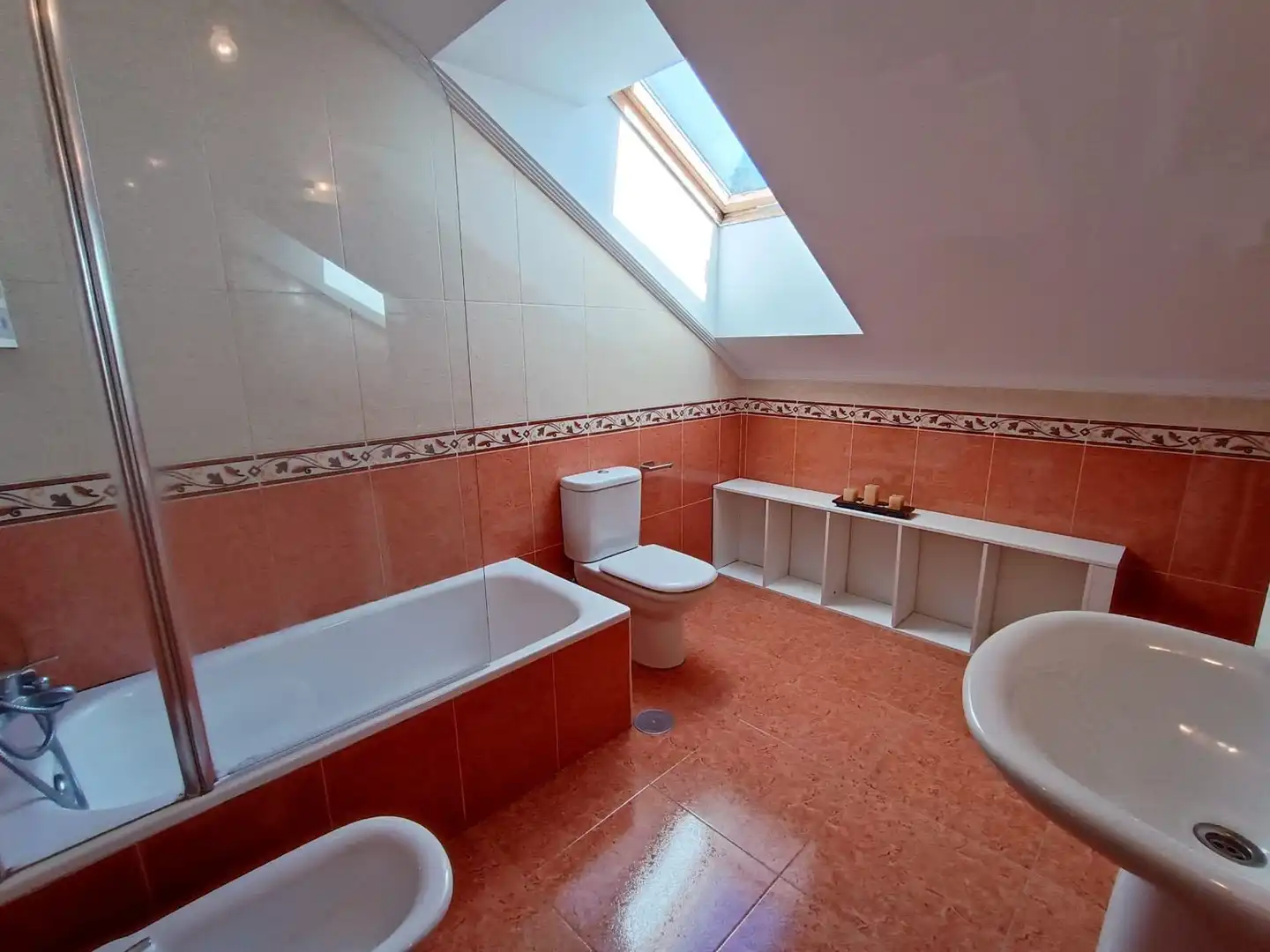 Flat for sale in N/A, Nava