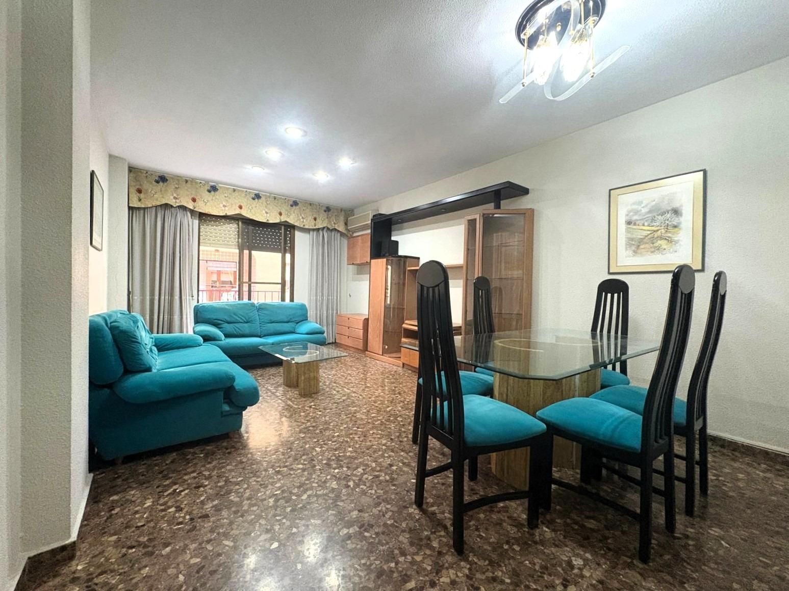 Vista exterior de Pis en venda en Paterna amb Aire condicionat, Terrassa i Balcó