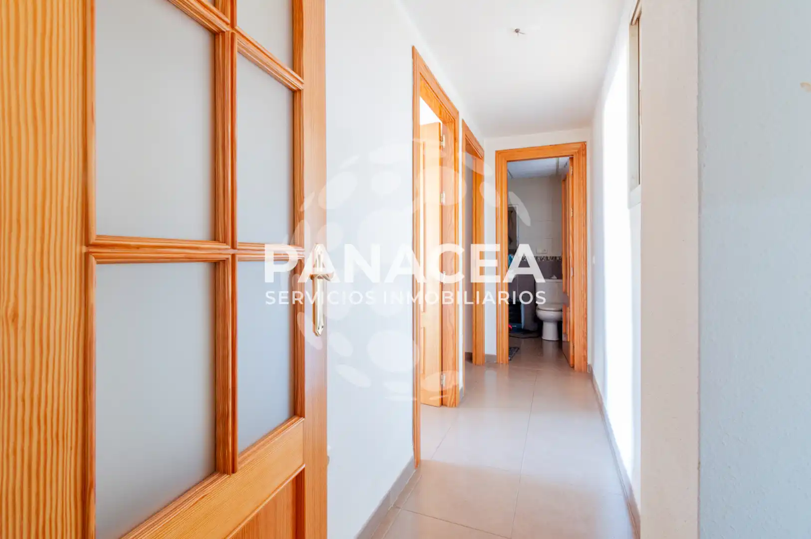 Piso en venta en Roquetas de Mar con Amueblado, Microondas y TV
