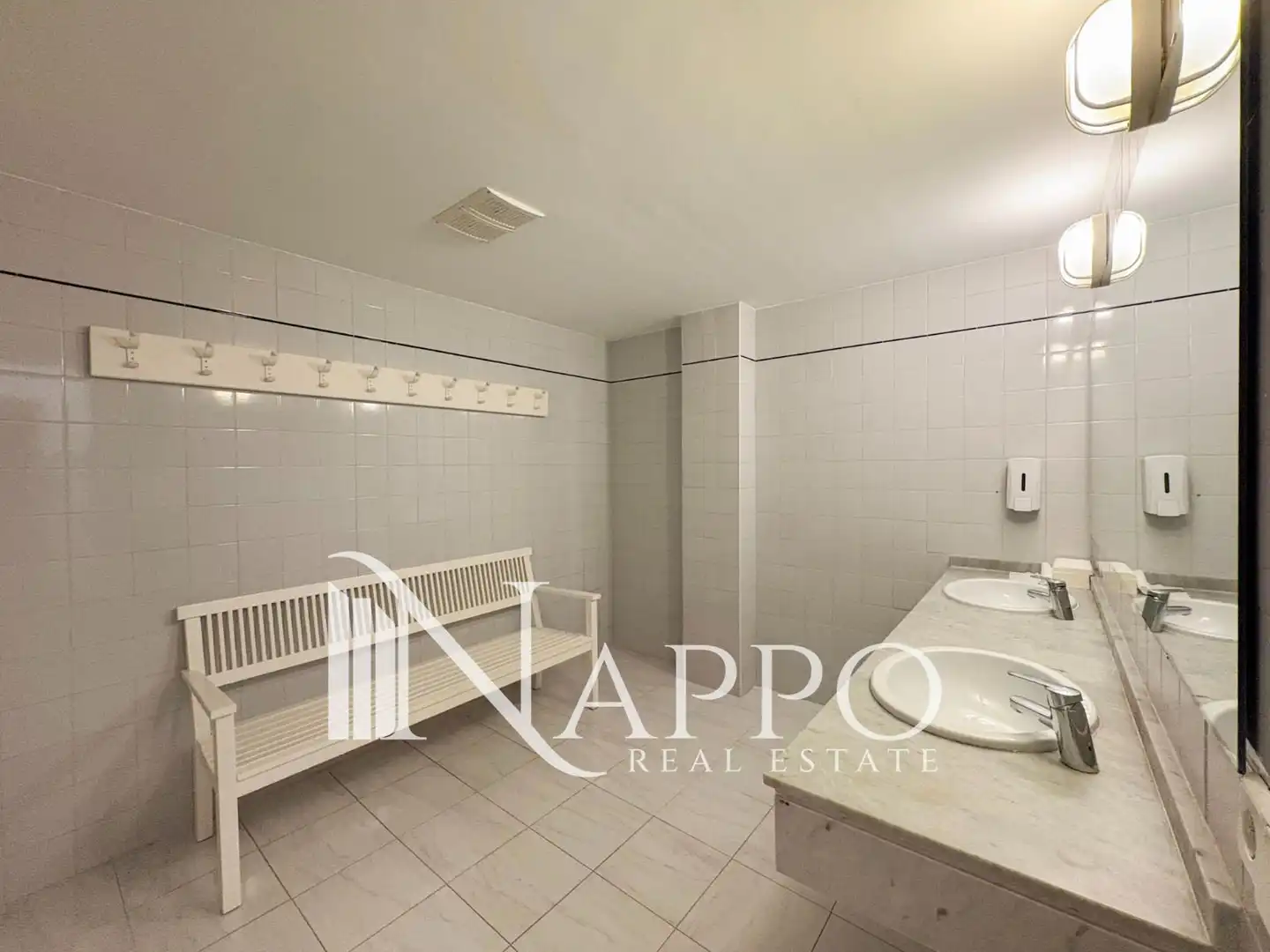 Badezimmer von Wohnung zur Miete in Calvià mit Klimaanlage, Heizung und Terrasse