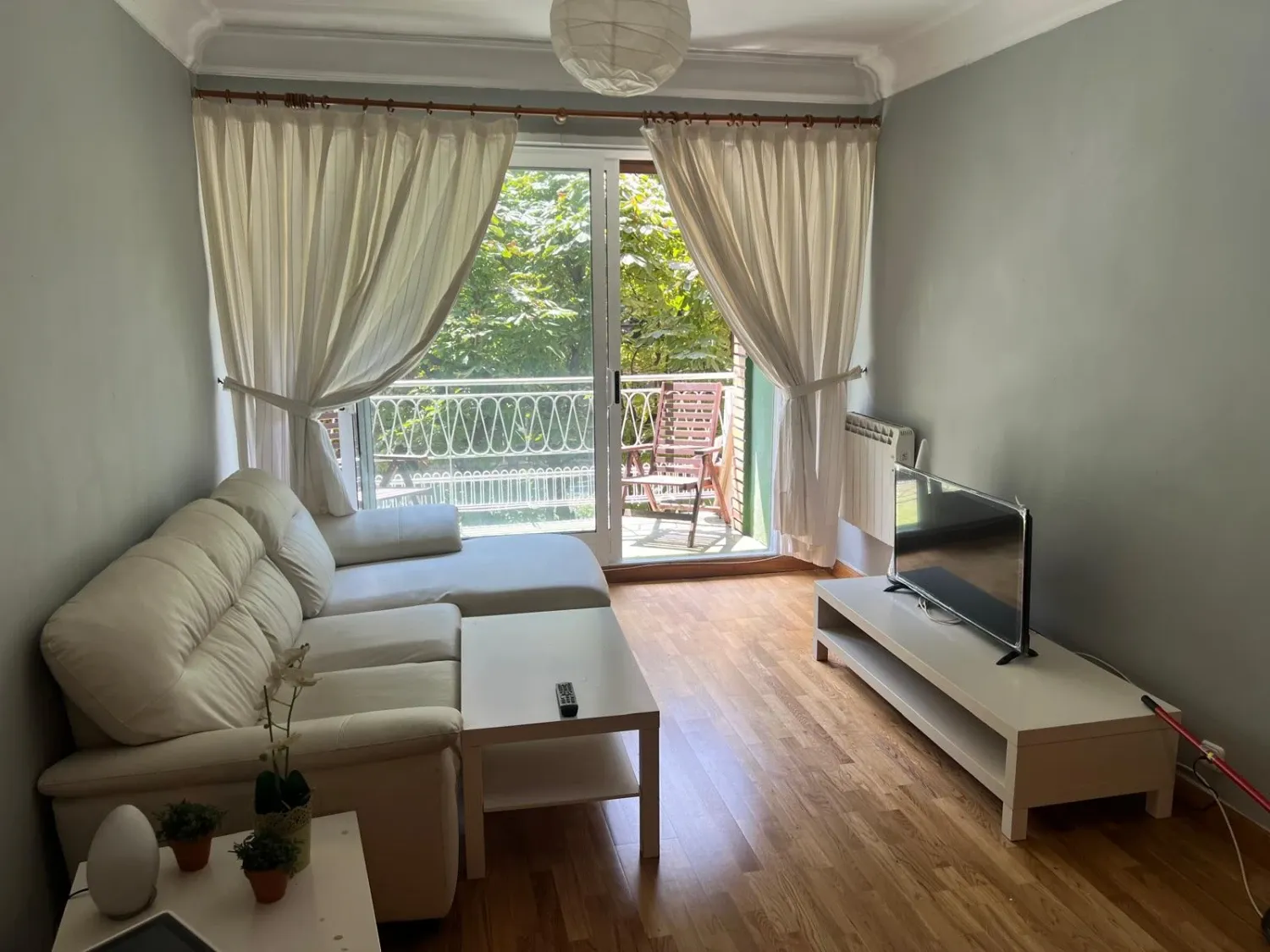Living room of Flat to rent in Donostia - San Sebastián   with Heating, Furnished and Oven