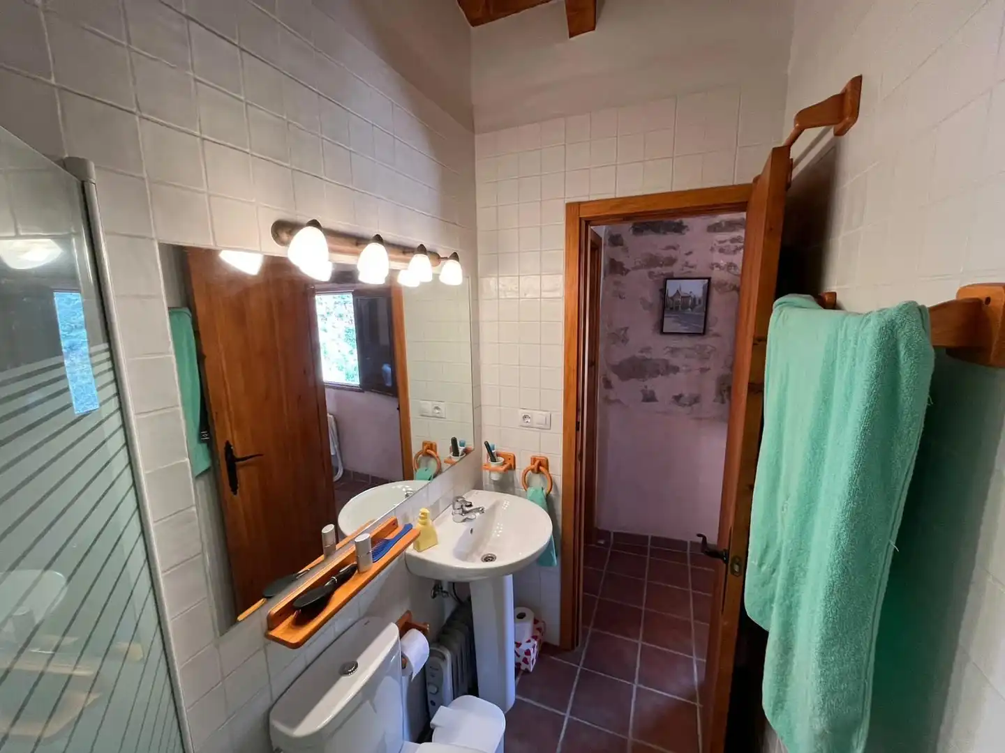 Baño de Finca rústica en venta en Bejís con Terraza y Amueblado