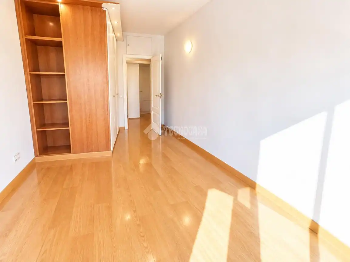 Appartamento con terrazza in vendita a Eixample, imagen 13