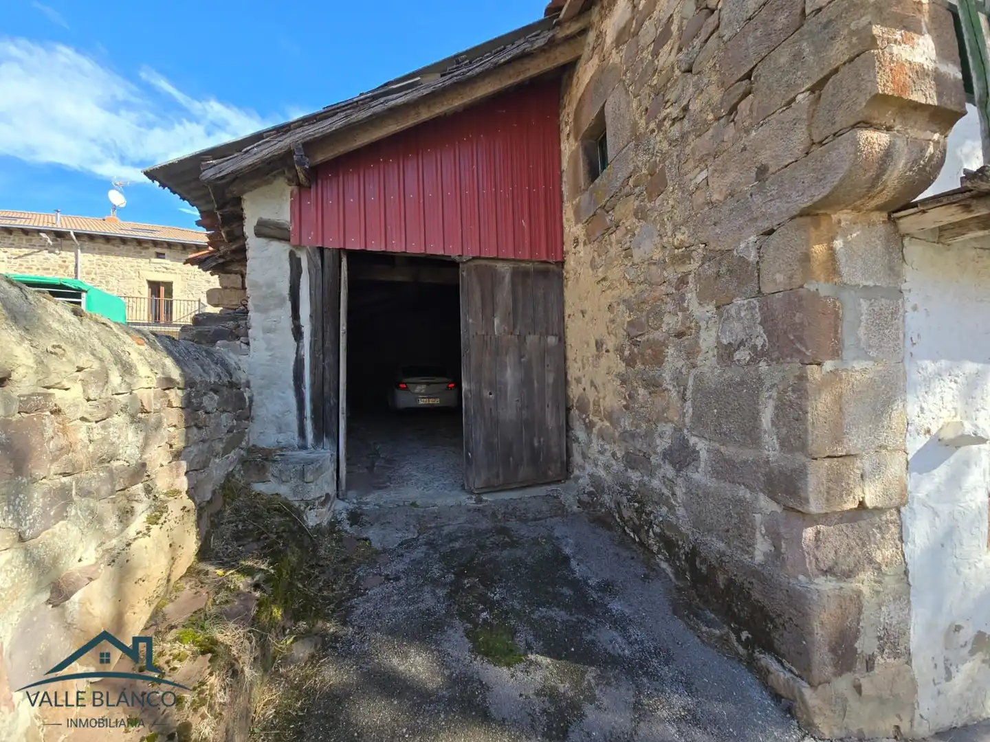 Vista exterior de Casa o chalet en venta en San Miguel de Aguayo