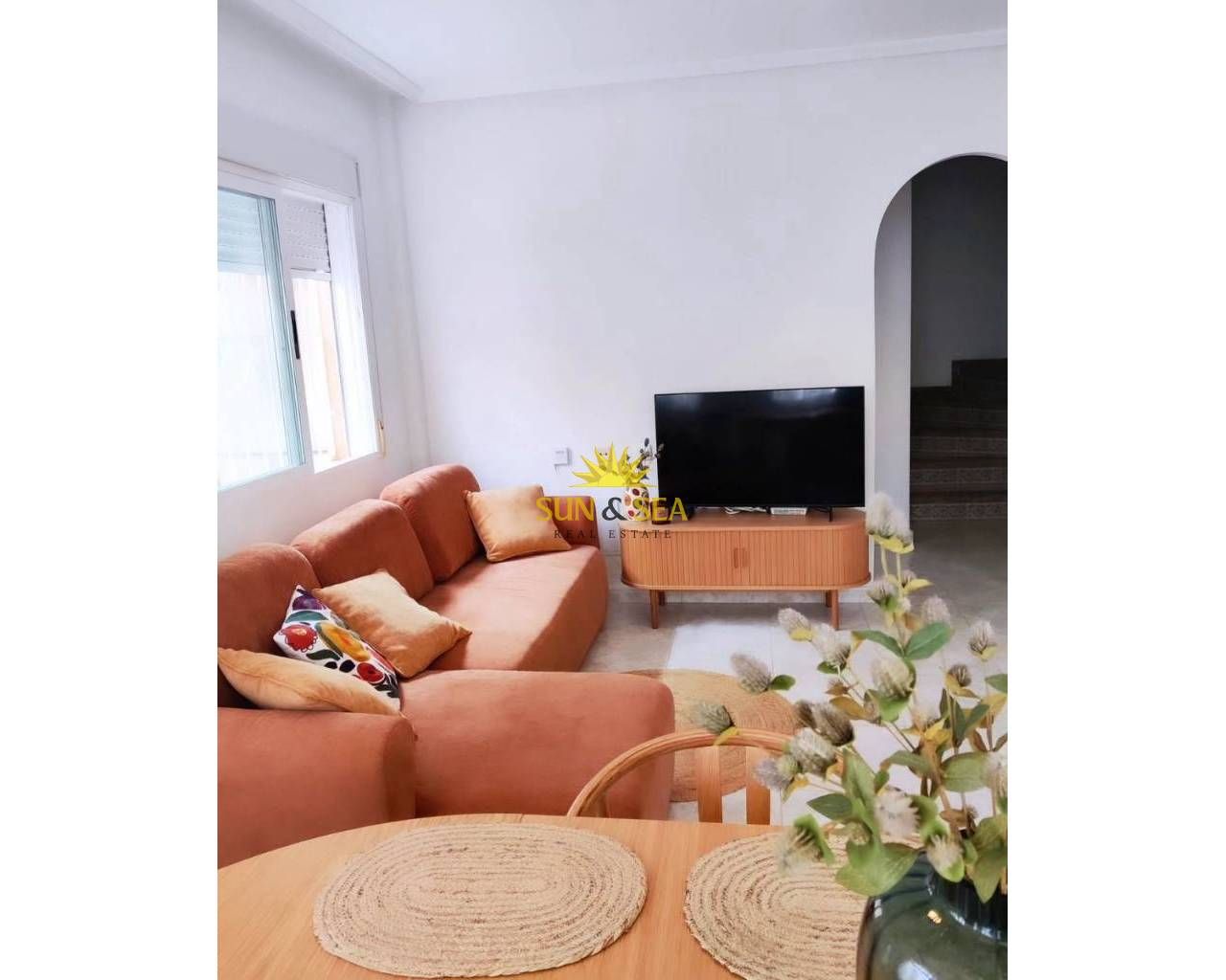 Sala d'estar de Casa o xalet de lloguer en Torrevieja amb Aire condicionat, Calefacció i Traster
