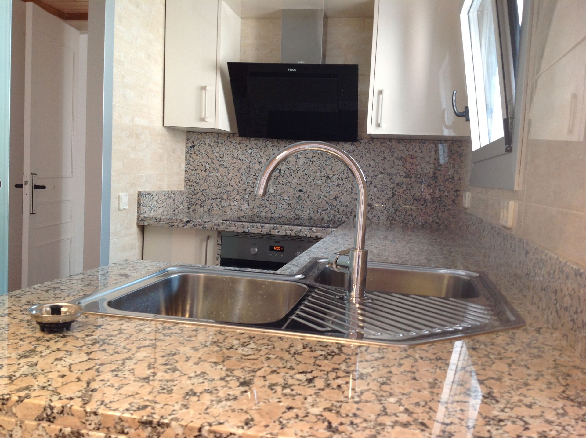 Kitchen of Flat for sale in  Barcelona Capital  with Air Conditioner, Heating and Furnished